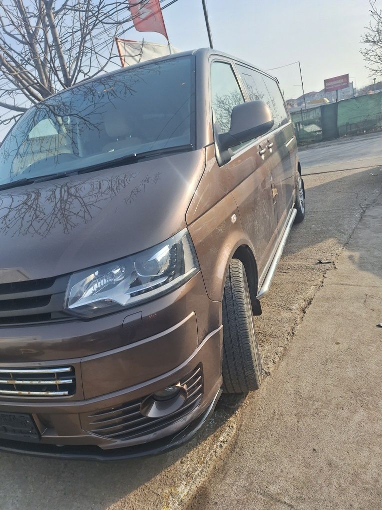 Dezmembram vw transporter t5 multivan 2.0 tdi manual cod motor cfc