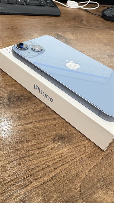 Продаю iPhone 14 в идеальном состоянии.