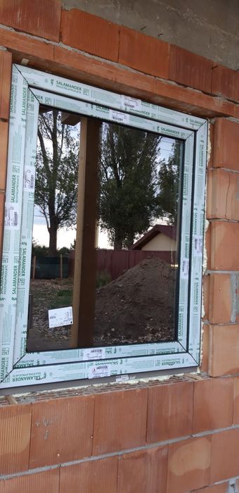 Tâmplărie pvc cu geam termopan, plase insecte,