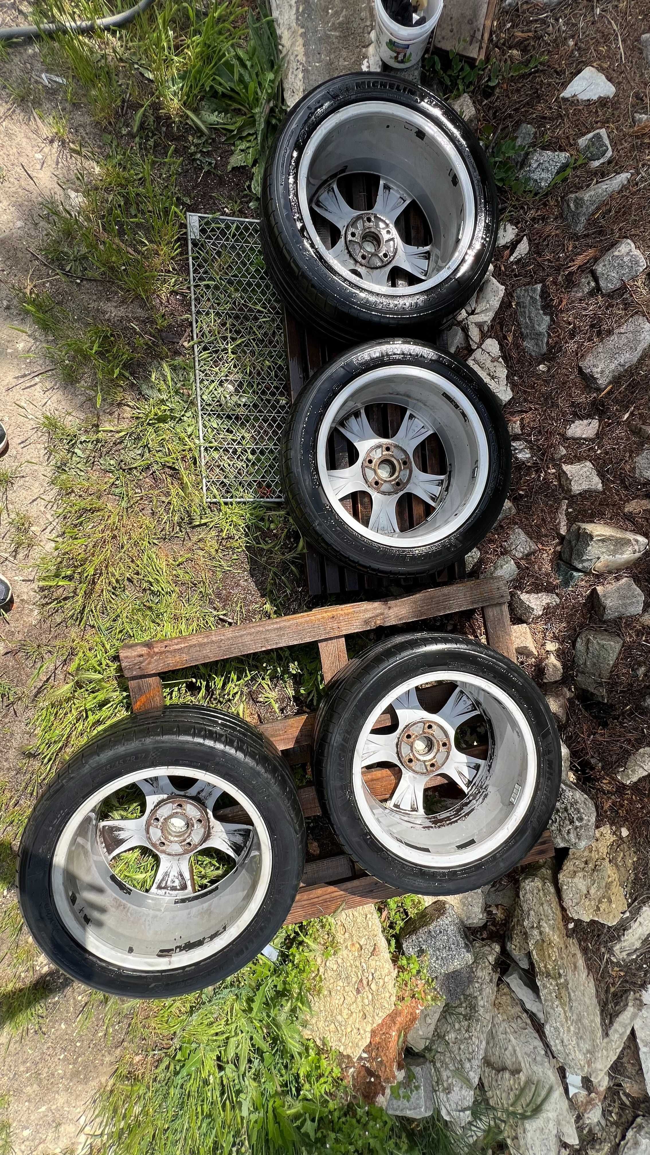 Джанти с Гуми 17цола,Шкода,Ауди,Фолксваген,Сеат 235/45ZR17 5x112