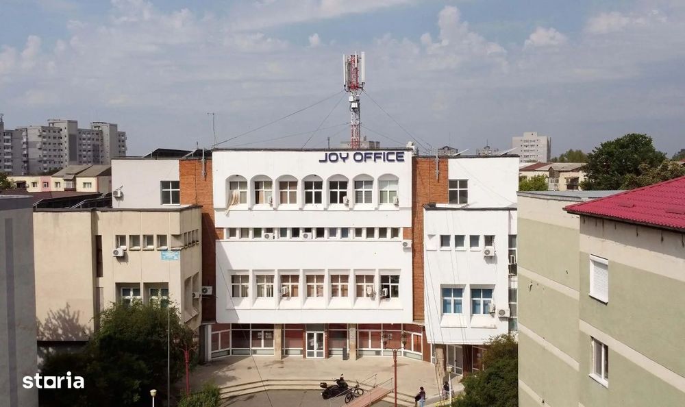 inchiriez birou mic/depozit, Slatina, Centru, de inchiriat 10 mp 15 mp