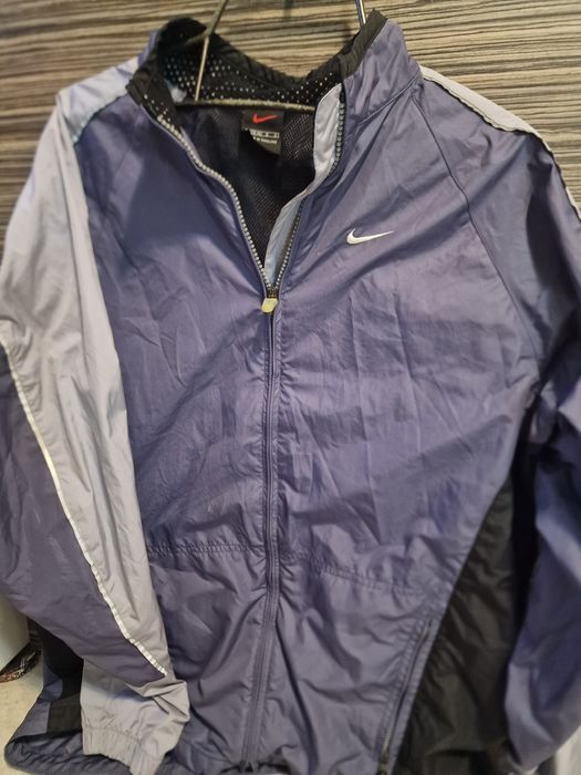 Nike ветровка номер Л