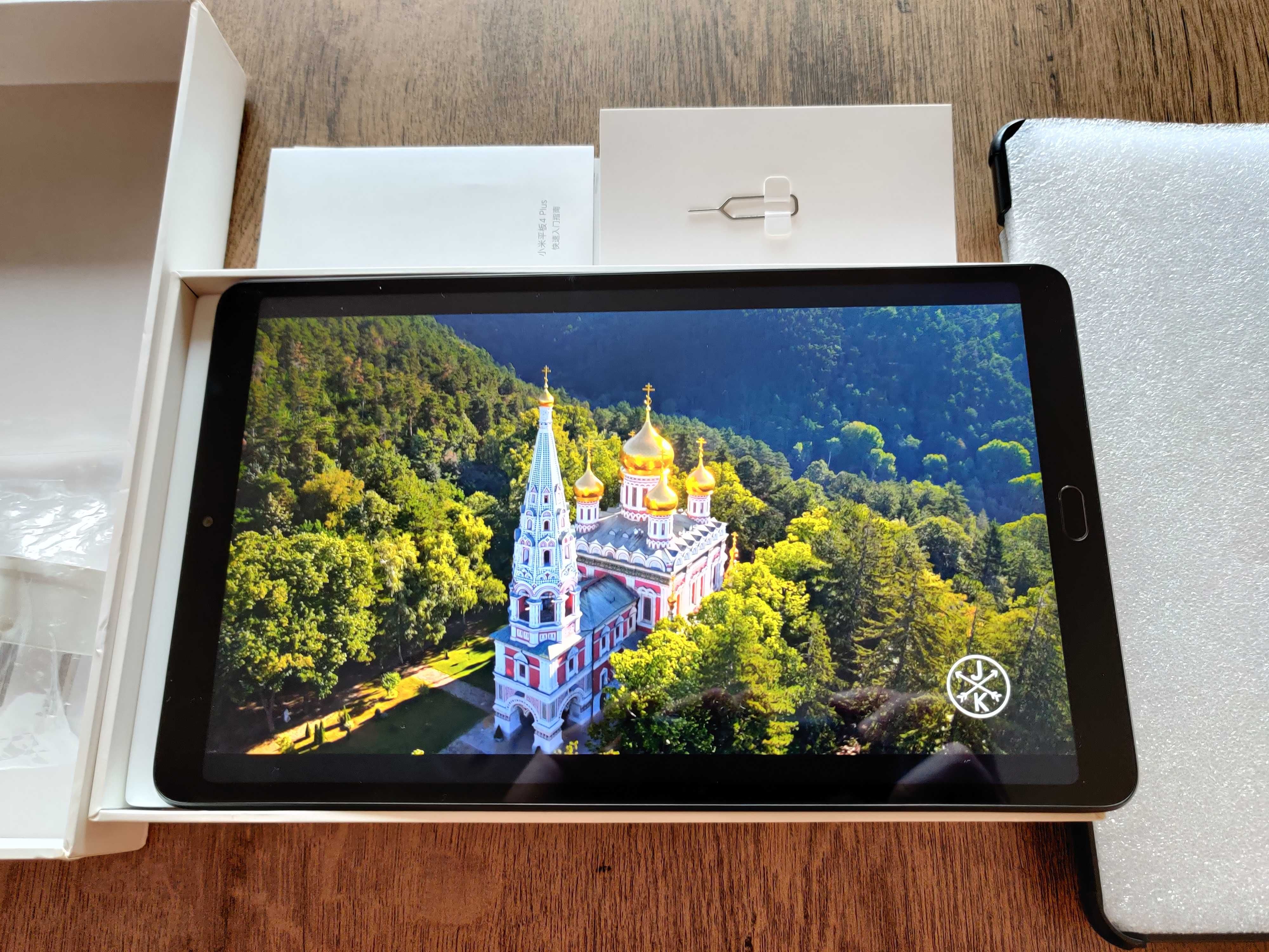 Таблет Xiaomi Mi Pad 4 Plus (LTE)–10.1 ‘ инча (Андроид 13) - перфектен