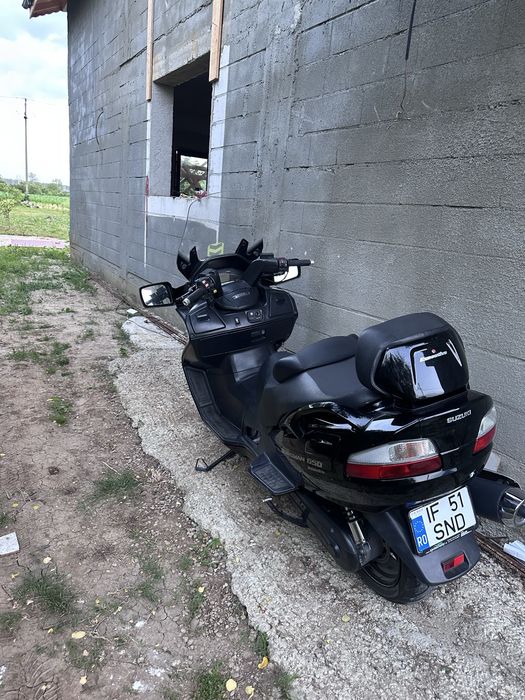 SCHIMB!suzuki burgman 650 executive cu abs oglinzi electrice