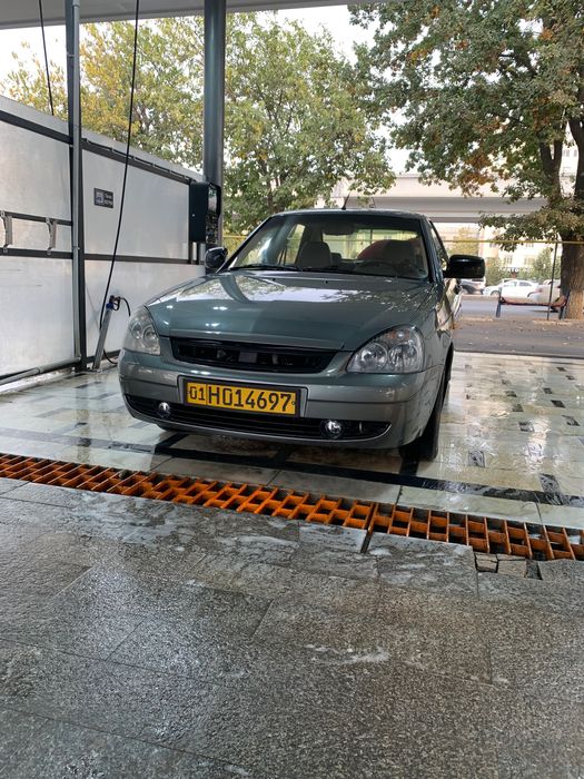 Лада Приора 2012 года выпуска