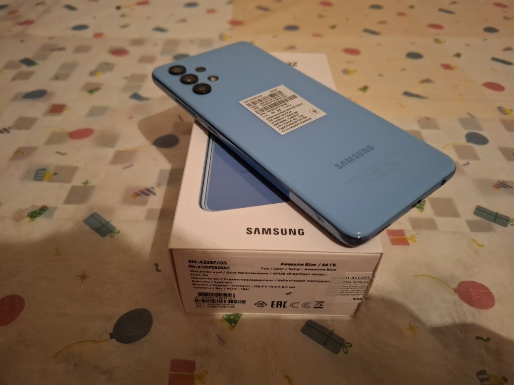 Samsung A32 синий