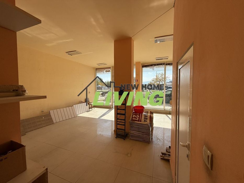 Продава се Магазин в Пловдив, Тракия - 61 кв.м за 2378 €/кв.м - Снимка #6