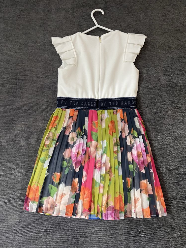 Рокля за момиче на Ted Baker