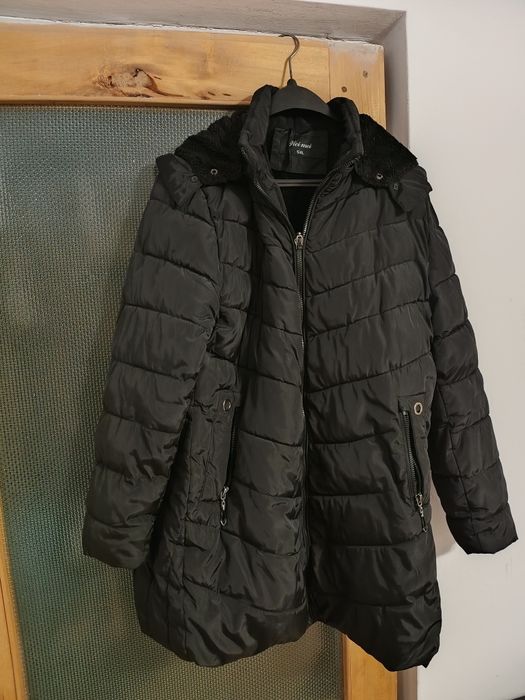 Haina de dama de iarna marimea L 80 lei
