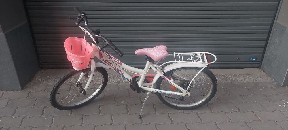 Детски велосипед за момиче 20" Ferrini Camila 6 скорости
