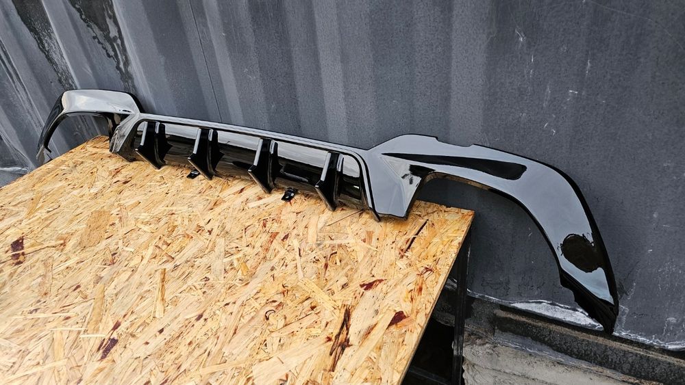 Диффузор в задний бампер BMW G20 M Performance