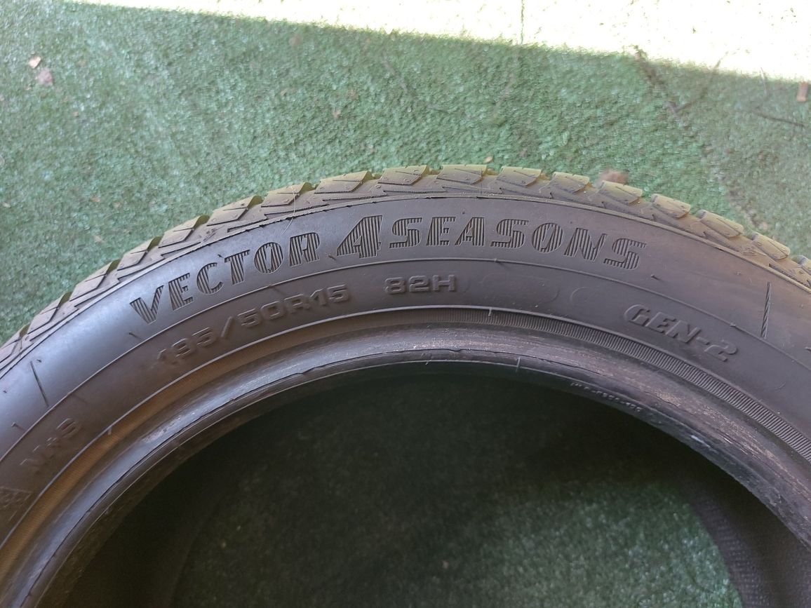 195 50 15 Goodyear DOT 2018 all season 1 buc