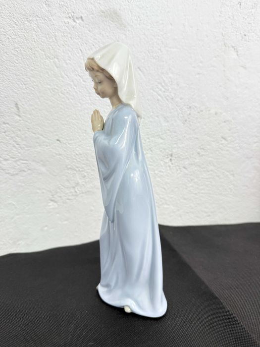Испанска порцеланова фигура на Lladro NAO. №7554