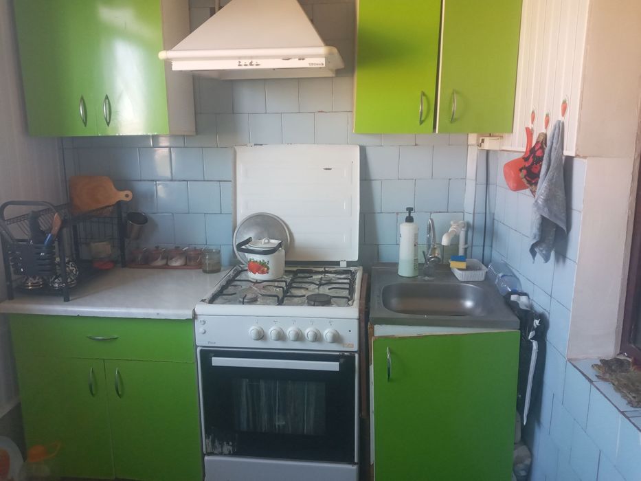 Orginal orqasi 3 xona, 4-etaj sotiladi