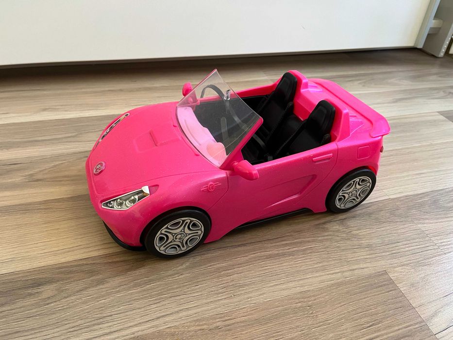 Barbie - къща, гардероб, кола