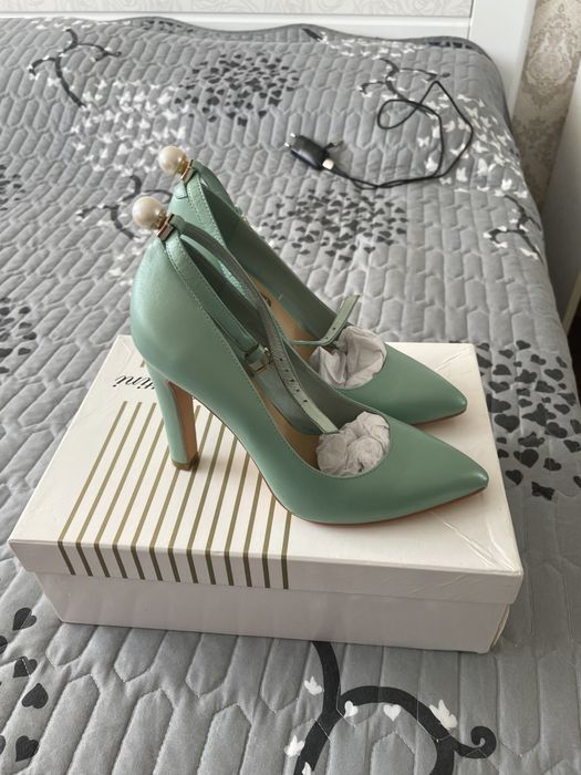 Туфли стильные на каблуках