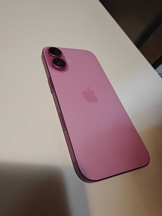 iPhone 16, розов, 128GB, батерия 100%, гаранция до 24.05.2026