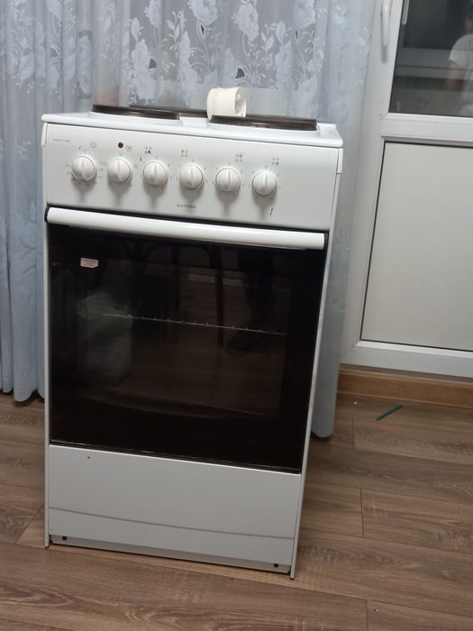 Продам электрическую плиту