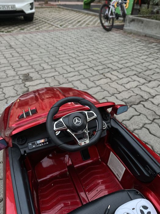Акумулаторна кола Mercedes-Benz DK- SL63 червен