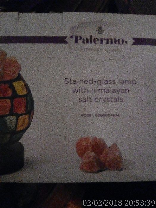 Veioza / lampa decorativa cu bucati cristale sare de himalaya inedita