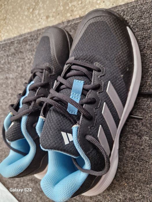 Нови маратонки Adidas