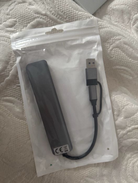 Adaptor HUB 8 in 2 NOU