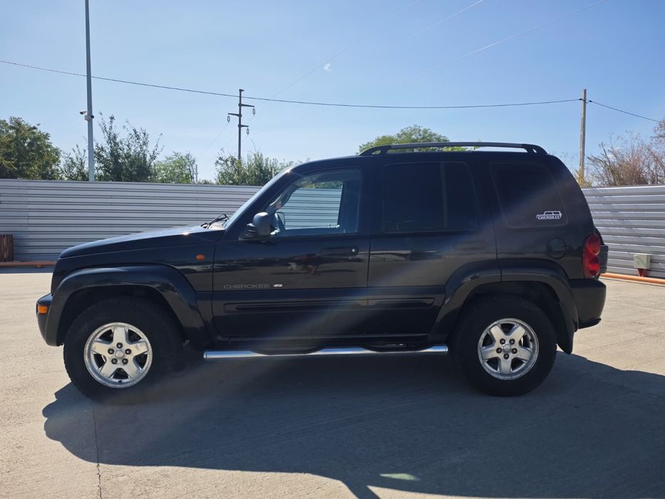 Jeep Cherokee kj 2.5