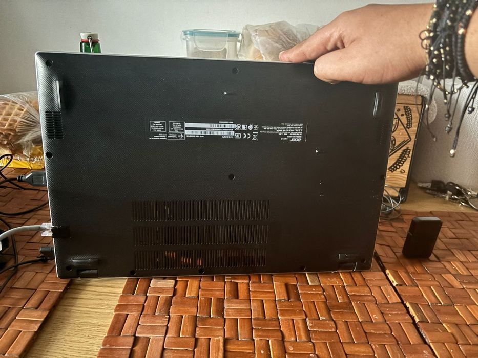 Vand Laptop Acer aspir 3