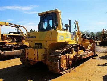 dezmembrare utilaj de constructii komatsu d155ax-5