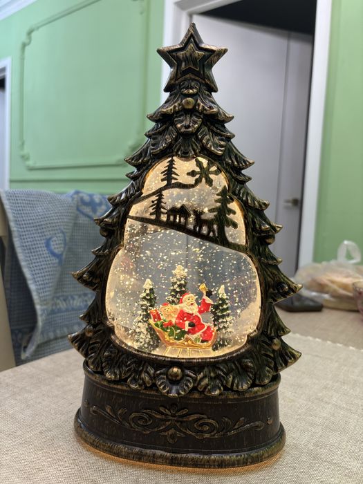 Светильник для нового года с разными музыками