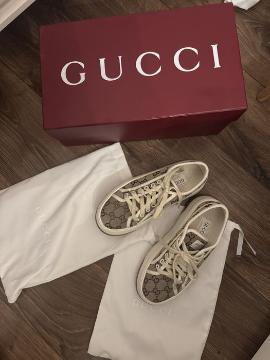 Обувки/ кецове GUCCI оригинални с кутия