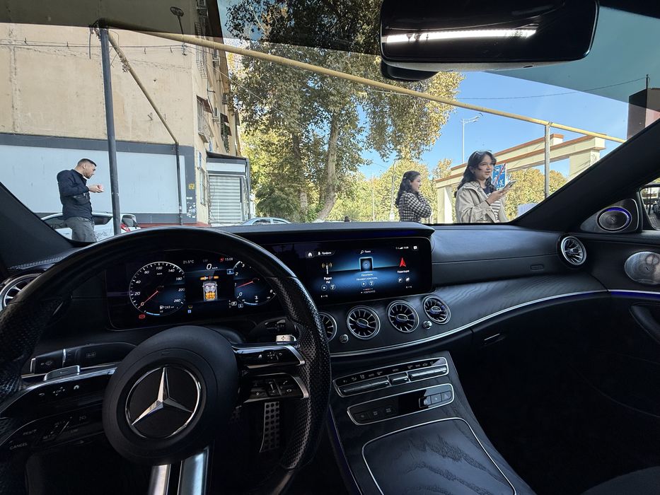 Продам Mercedes Benz e200 w213 идеальное состояние