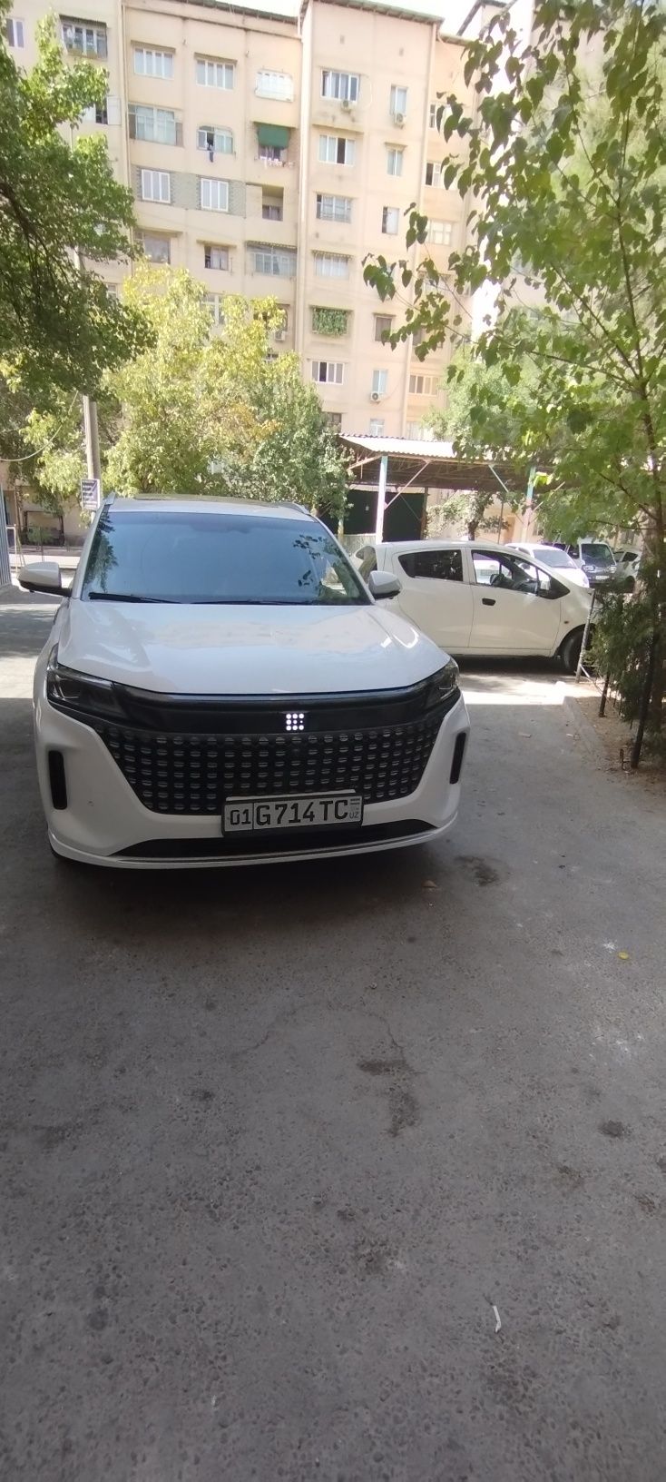 Dong feng Fengon 508 s sotiladi