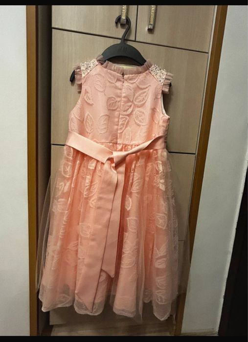 Vând rochie de ocazie fetiță de 10-11 ani