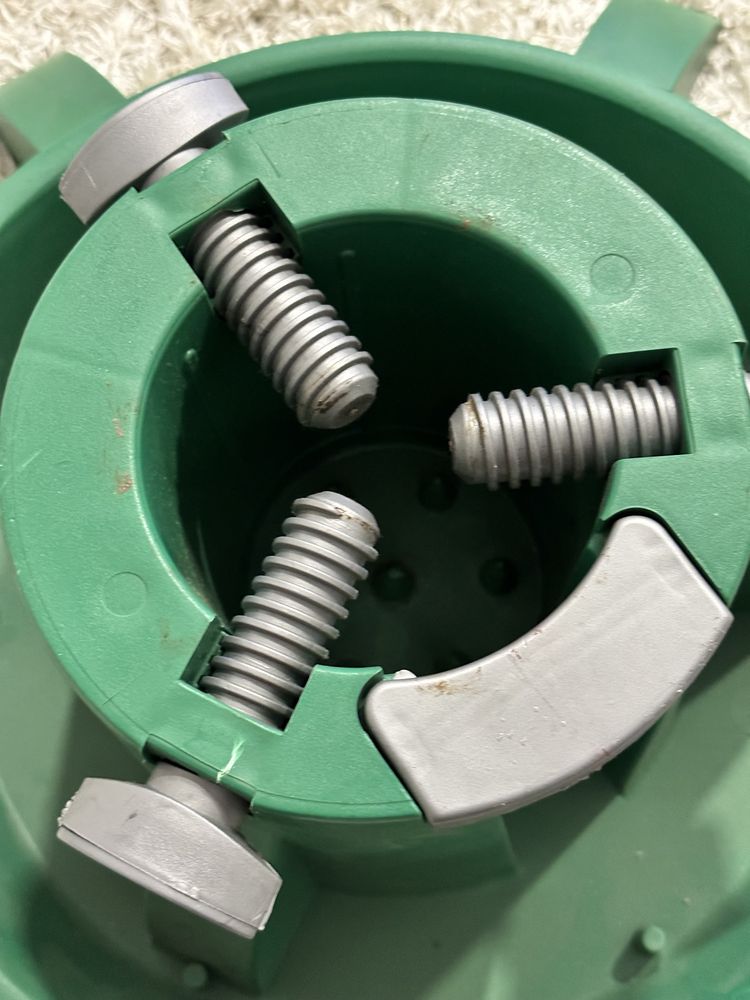 Suport de plastic solid pentru brad de craciun