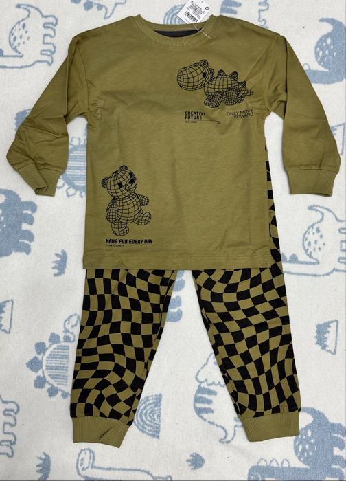 Новые пижамы для мальчиков Next