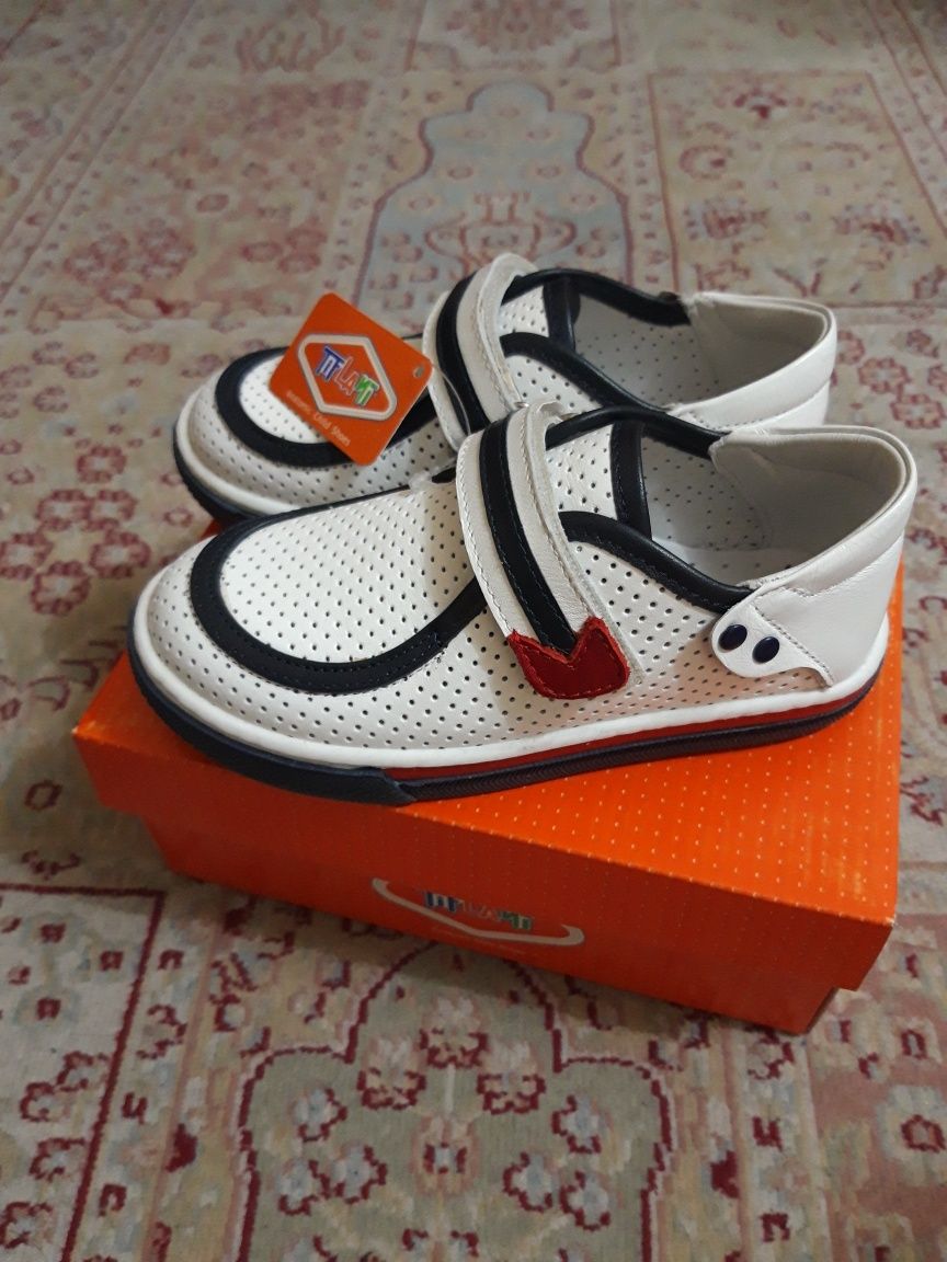 Новая Детская обувь Tiflani