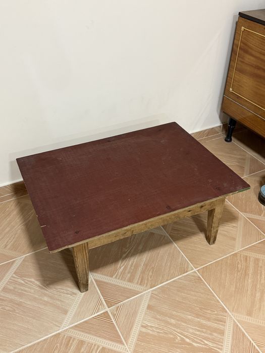 хонтахта, столик