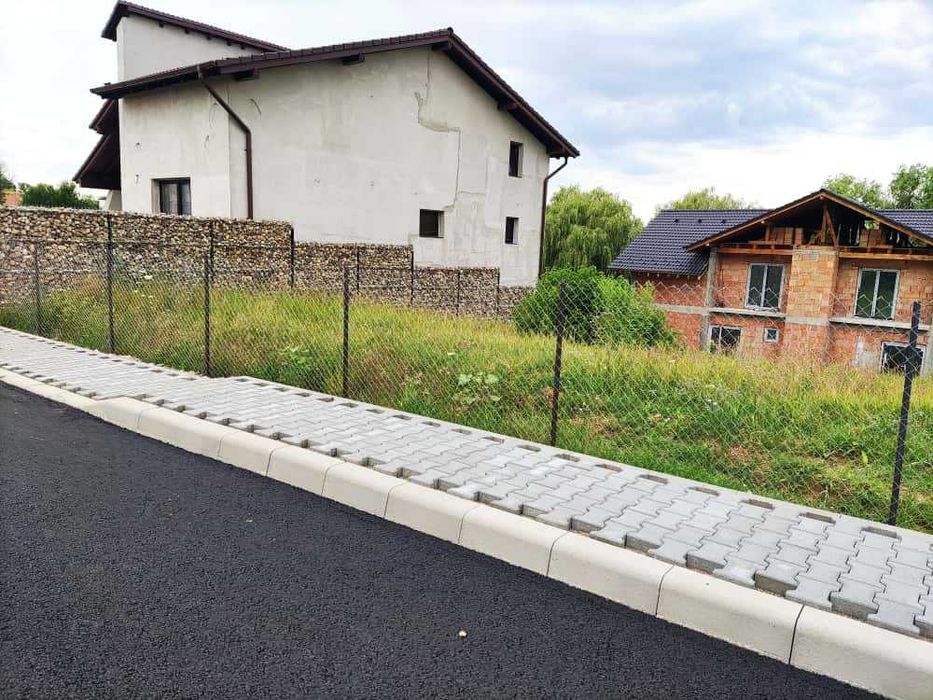 teren intravilan chereteu