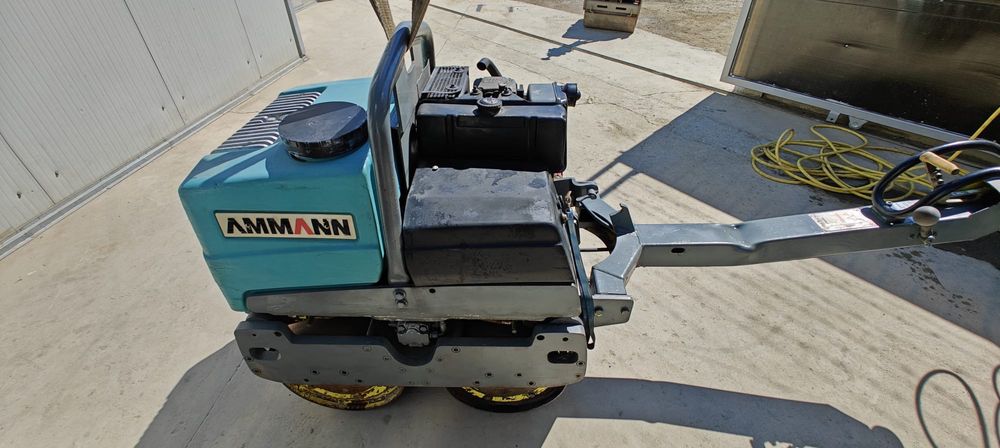 Cilindrii compactori Ammann / Mikasa 750 kg