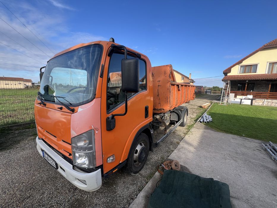 Isuzu 2012 basculabil si lasa si bena jos
