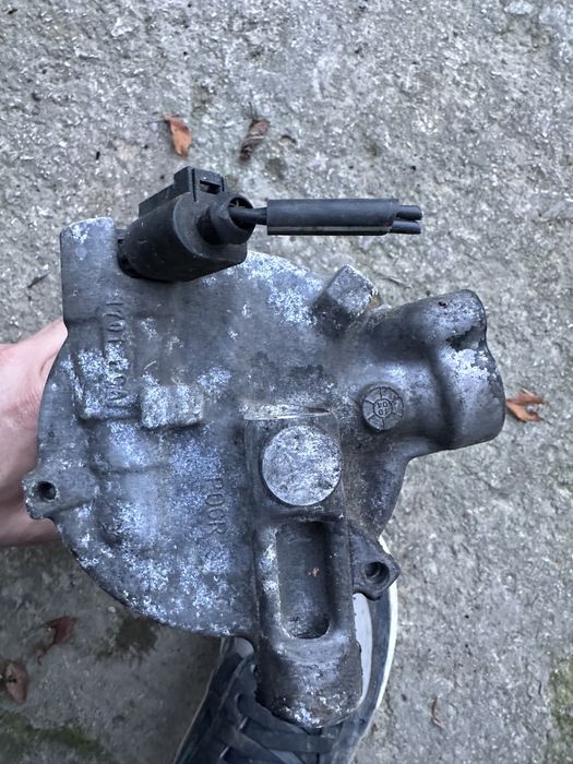 Компресор Климатик VW/AUDI/SEAT 2.0TDI 140HP 2010Година