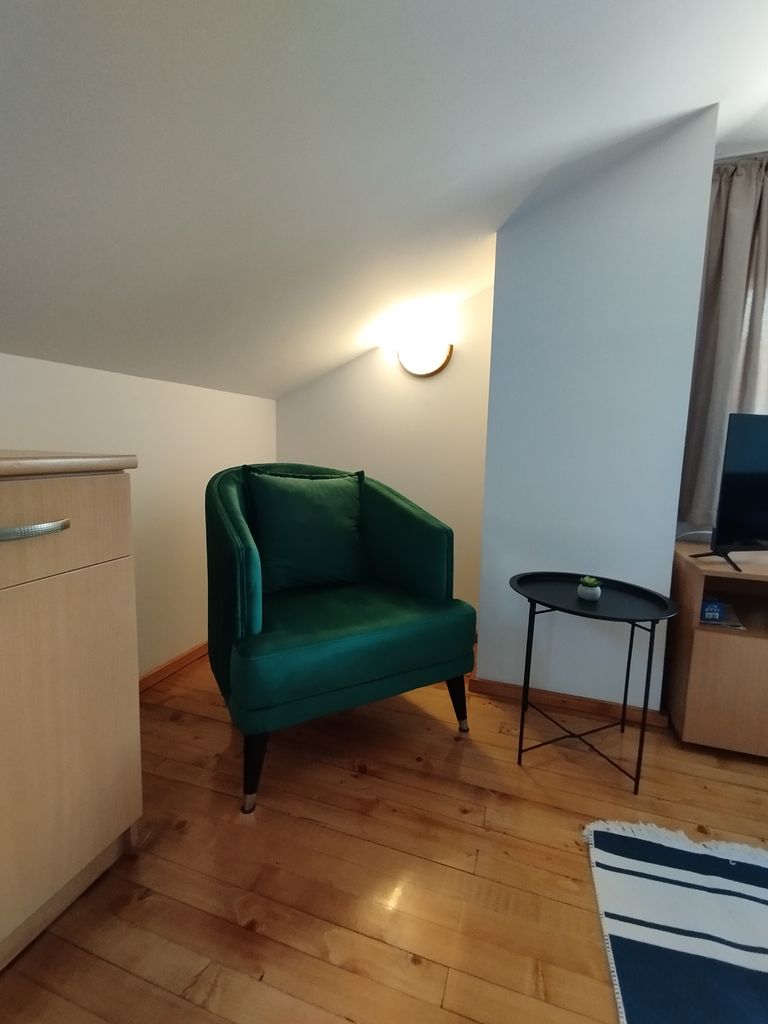 Дава се под наем Двустаен апартамент в Банско - 55 кв.м за 306 € - Снимка #2