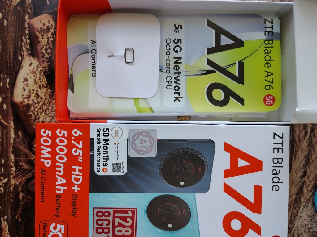 Гаранционен смартфон ZTE Bleid А76 4+4/128