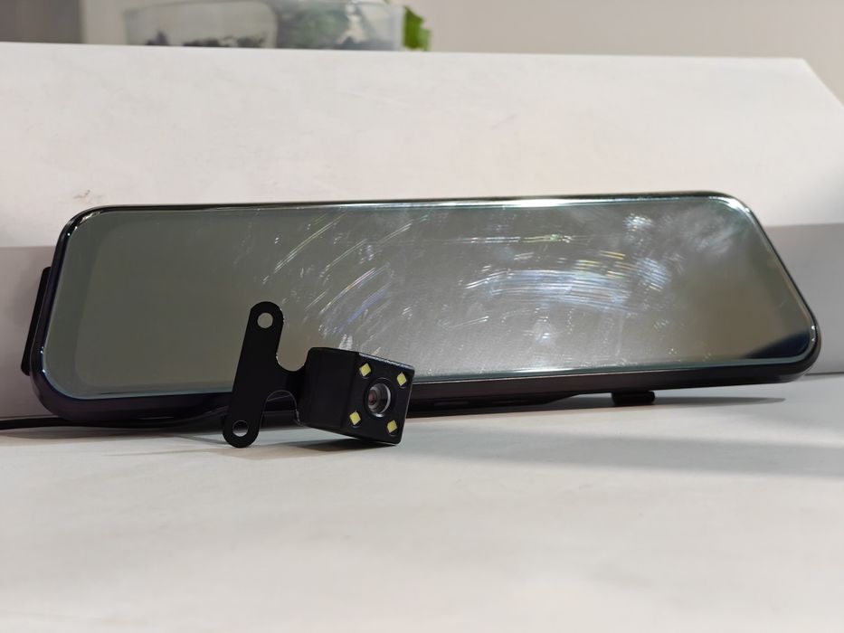 Зеркало видеорегистратор