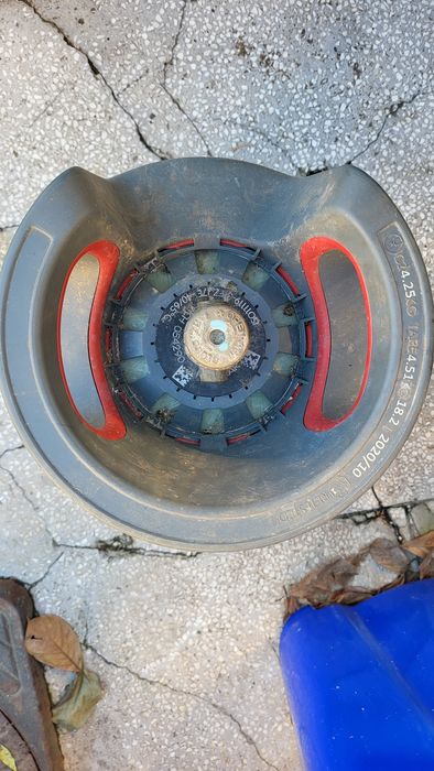 Vand butelie reincarcabila