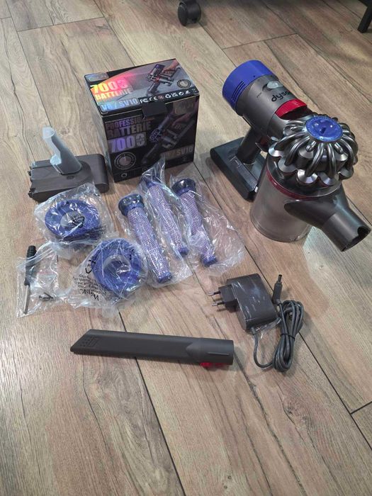 Прахосмукачка Dyson V8