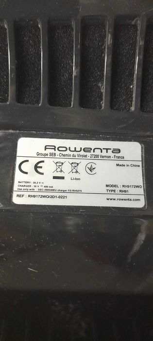 Aspirator Rowenta vertical model RH9172WO