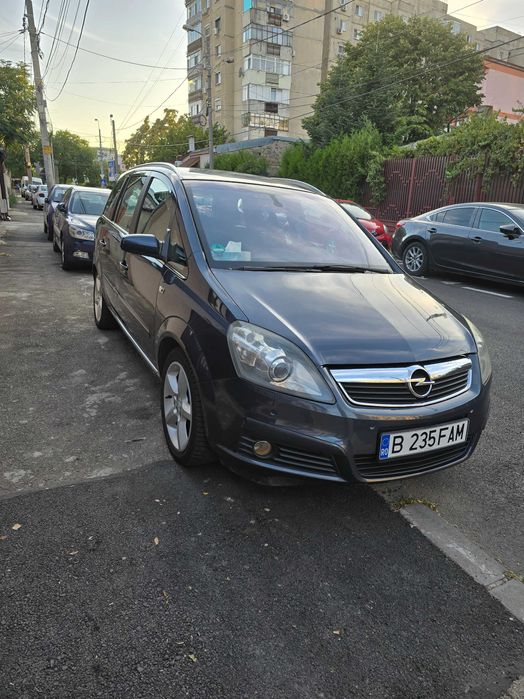 Vand Opel Zafira Sport  1.9 cdti, foarte intretinuta, 150 cp, 3300euro