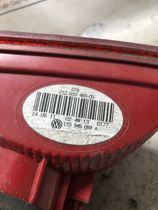 stop stanga hayon  volkswagen touran 2012